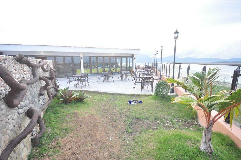 Sunlight Hotel 3*